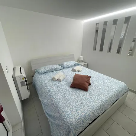 Opera House Apartment *